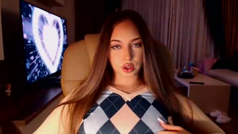 Snapshot of kimlee4 chatting on 12-28-24, 04:09 Kim Lee  online show from 12-28-24, 04:09