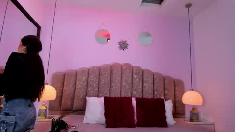 kimluna1 online show from 03-26-26, 12:11