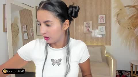 Snapshot of kimm_khalifa chatting on 02-03-25, 06:17 Kim online show from 02-03-25, 06:17