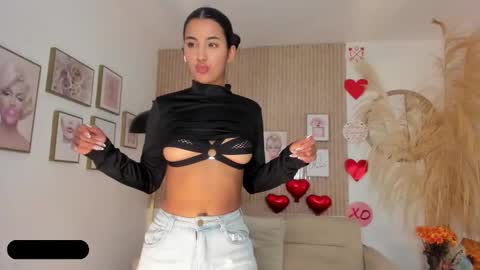 Snapshot of kimm_khalifa chatting on 02-18-25, 10:36 Kim online show from 02-18-25, 10:36