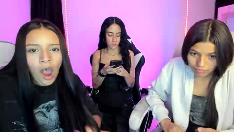 kimmi online show from 01-22-25, 11:43