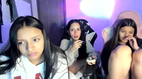 kimmi online show from 11-20-25, 11:15