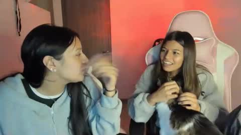 kimmi online show from 11-25-25, 11:05