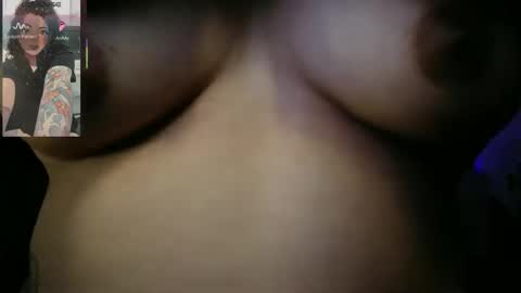 Snapshot of kimmiakiss22 chatting on 05-08-26, 03:01 Kimmi online show from 05-08-26, 03:01