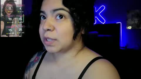 Snapshot of kimmiakiss22 chatting on 05-17-26, 02:20 Kimmi online show from 05-17-26, 02:20