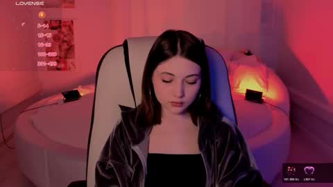  Your Kimmie  follow me  online show from 10-18-25, 07:42