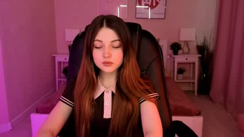 Snapshot of kimmie_shine chatting on 05-03-26, 04:02 Your Kimmie follow me online show from 05-03-26, 04:02