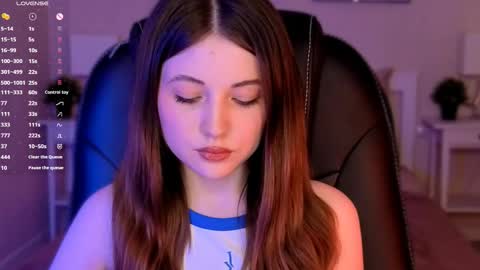 Snapshot of kimmie_shine chatting on 05-12-26, 02:36 Your Kimmie follow me online show from 05-12-26, 02:36