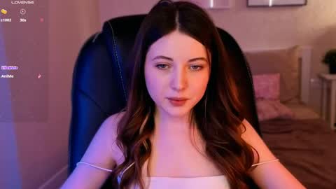 Snapshot of kimmie_shine chatting on 05-24-26, 12:32 Your Kimmie follow me online show from 05-24-26, 12:32