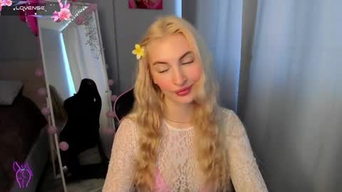 Snapshot of kimmy1_powell chatting on 06-02-26, 02:46 kimmy1_powell online show from 06-02-26, 02:46