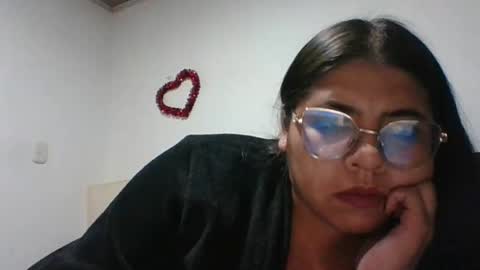 Snapshot of kimmy_kimmy_ chatting on 01-17-25, 01:57 Kimmy online show from 01-17-25, 01:57