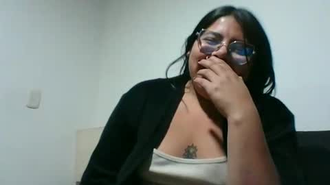 Snapshot of kimmy_kimmy_ chatting on 01-31-25, 05:40 Kimmy online show from 01-31-25, 05:40