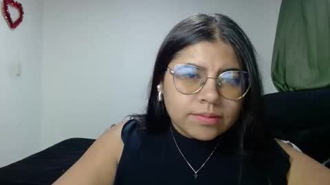 Snapshot of kimmy_kimmy_ chatting on 10-30-25, 02:13 Kimmy online show from 10-30-25, 02:13