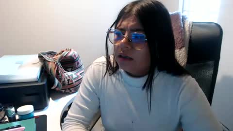 Kimmy online show from 07-08-26, 12:42