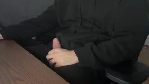 Snapshot of kimmy_muc chatting on 10-27-25, 06:39 kimmy_muc online show from 10-27-25, 06:39