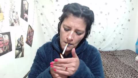 Kimmy online show from 01-04-25, 07:44