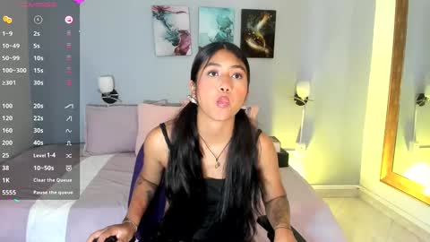 Snapshot of kimtayloor chatting on 10-01-25, 07:31 Kim online show from 10-01-25, 07:31