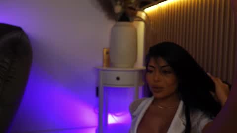 Snapshot of kimybroox chatting on 09-12-25, 06:30 Andreea online show from 09-12-25, 06:30