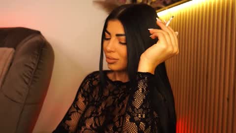 Snapshot of kimybroox chatting on 11-14-25, 11:46 Andreea online show from 11-14-25, 11:46