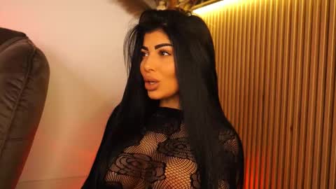 Snapshot of kimybroox chatting on 11-27-25, 10:56 Andreea online show from 11-27-25, 10:56