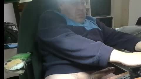 Snapshot of kinchan069 chatting on 02-14-26, 01:41 kinchan069 online show from 02-14-26, 01:41