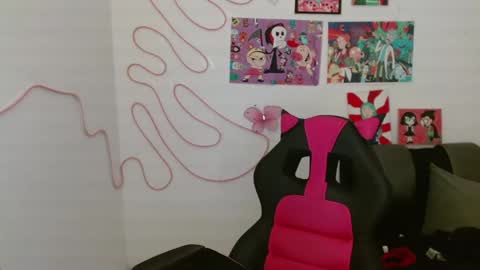 Snapshot of kind_scarlett chatting on 03-09-25, 02:07 Kind Scarlett online show from 03-09-25, 02:07