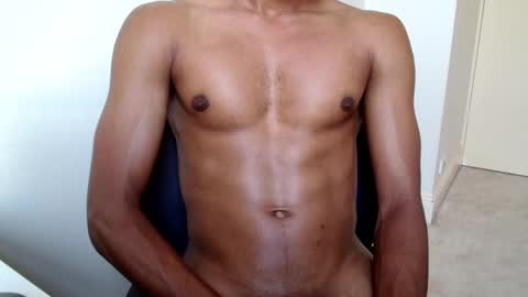 Snapshot of kinda_horny_right_now chatting on 02-12-25, 07:02 Isaac online show from 02-12-25, 07:02