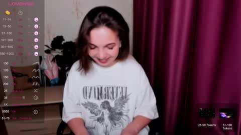 Hazel online show from 02-24-25, 08:17