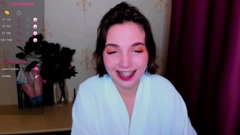 Hazel online show from 09-27-25, 08:25