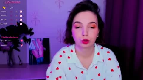 Hazel online show from 10-18-25, 08:15