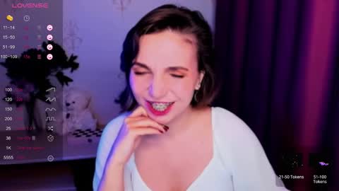 Hazel online show from 11-11-25, 09:48