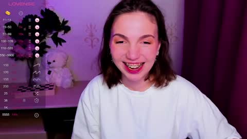 Hazel online show from 04-08-26, 11:27