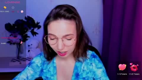 Hazel online show from 04-18-26, 06:23