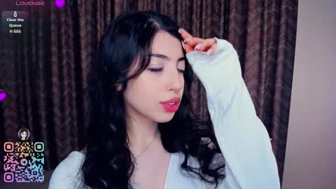 Snapshot of kindraevert chatting on 11-20-25, 04:23 Megan online show from 11-20-25, 04:23