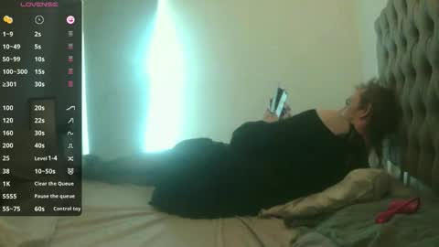 Snapshot of king_asa chatting on 05-28-26, 06:27 Aidan online show from 05-28-26, 06:27