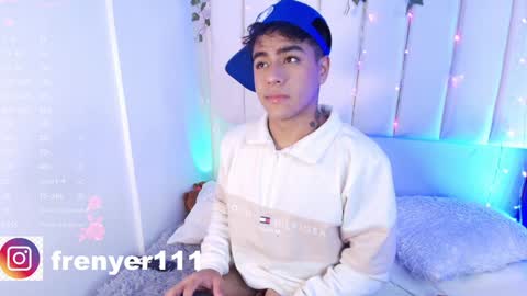 king  help me reach 100 likes online show from 01-22-25, 02:48