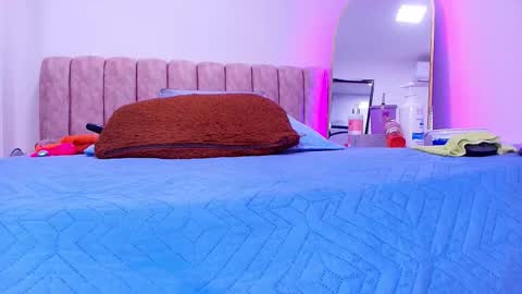 Bella online show from 03-19-26, 03:10