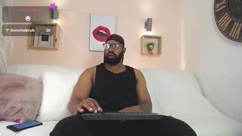 Snapshot of king_mallik chatting on 09-15-25, 01:00 Malik  online show from 09-15-25, 01:00