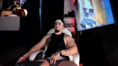 King Bear online show from 12-05-24, 08:33