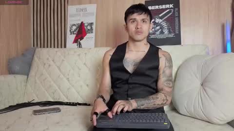 Snapshot of kingbrakly chatting on 10-24-25, 03:58 Dani online show from 10-24-25, 03:58