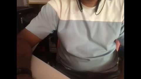 kingcobra_08 online show from 05-16-26, 06:21