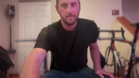 Snapshot of kingcocksmen69 chatting on 11-30-25, 06:28 Cocksmen online show from 11-30-25, 06:28