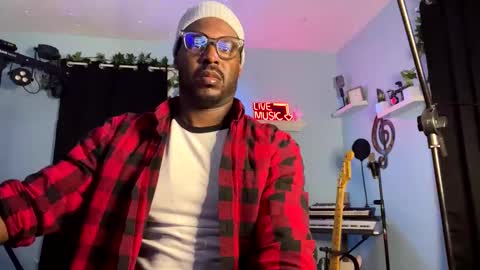 Snapshot of kingcorbra chatting on 01-19-25, 09:55 KC online show from 01-19-25, 09:55