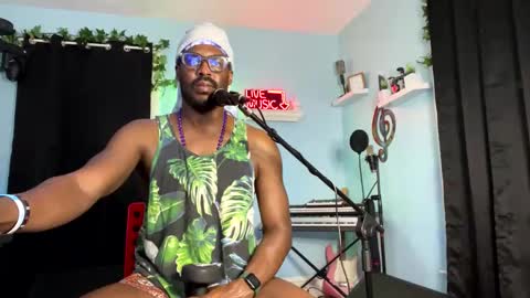 Snapshot of kingcorbra chatting on 02-08-25, 01:33 KC online show from 02-08-25, 01:33