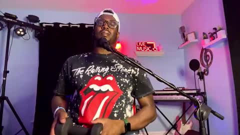 Snapshot of kingcorbra chatting on 02-25-25, 04:57 KC online show from 02-25-25, 04:57