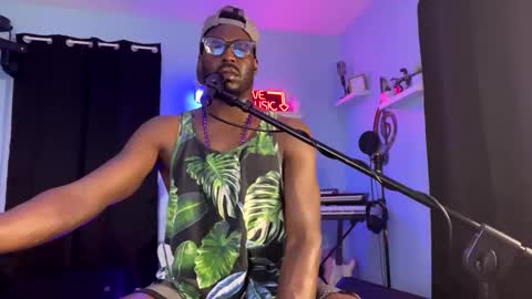 Snapshot of kingcorbra chatting on 03-04-25, 02:49 KC online show from 03-04-25, 02:49