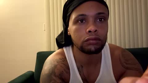 Snapshot of kingdabiggest chatting on 09-16-25, 12:17 KingDaBiggest online show from 09-16-25, 12:17