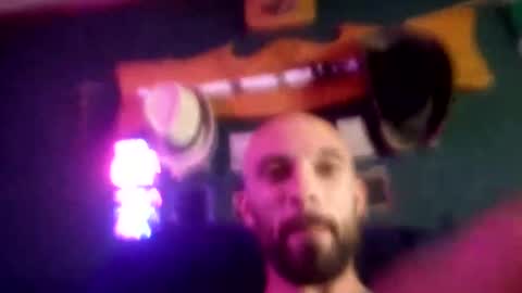 Snapshot of kingdaddysayless chatting on 09-10-25, 07:08 kingdaddysayless online show from 09-10-25, 07:08