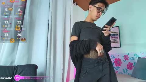 kingdanny_8 online show from 10-22-25, 02:12