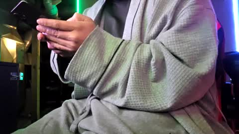 Snapshot of kingdillingertv chatting on 11-15-25, 08:55 kingdillingertv online show from 11-15-25, 08:55